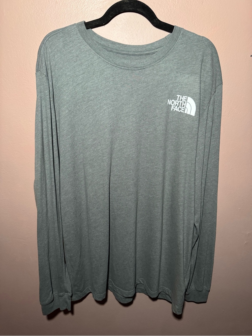 The North Face Men's XL Gray Long Sleeve Crew Neck Graphic Logo T-Shirt Knit